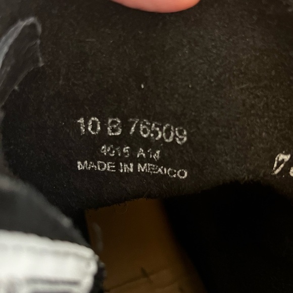 Frye Veronica Black Leather Short Slouch Boots, Size 10 - Picture 10 of 16